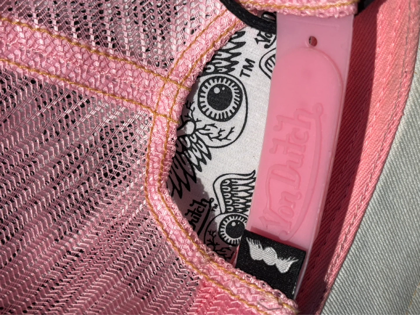 Von Dutch Pink Trucker Hat - photo 3