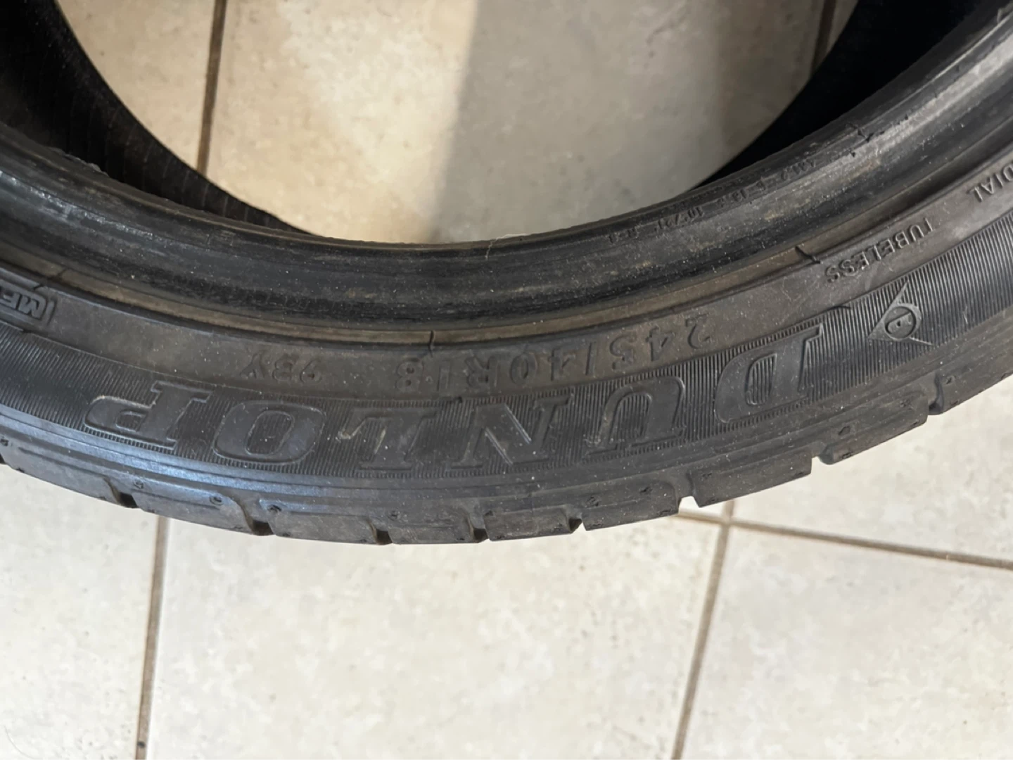 Dunlop SP Sport Maxx 245/40R18 Tire (only 2) - photo 2
