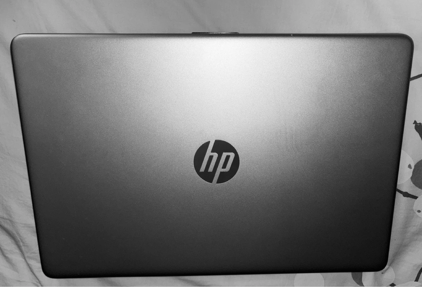 HP 15 Laptop – Model 15-EFL033CA Metallic Silver