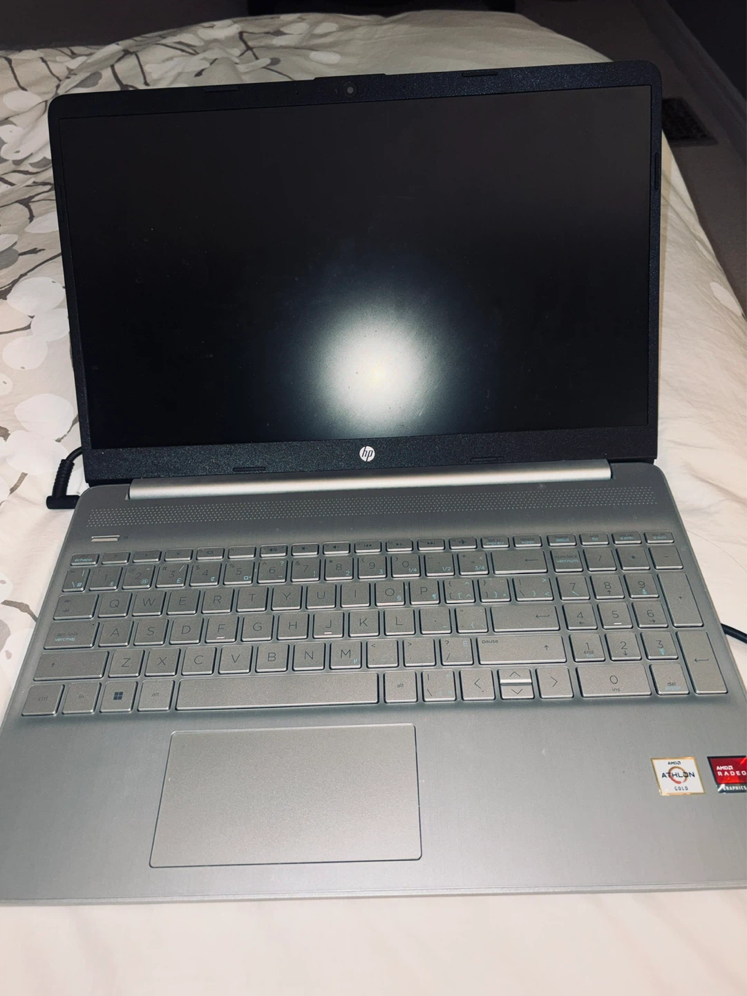 HP 15 Laptop – Model 15-EFL033CA Metallic Silver - photo 3