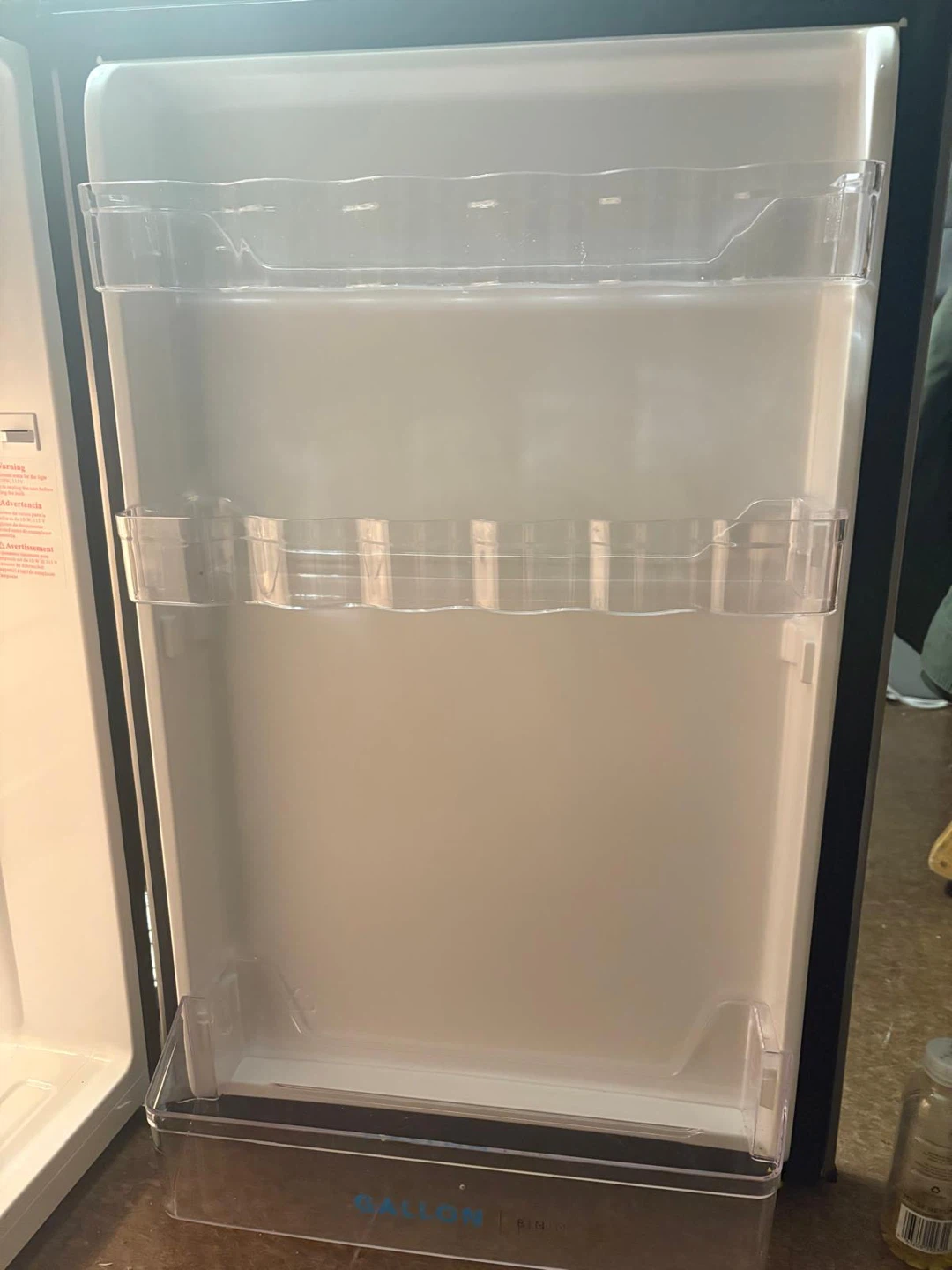 Frigidaire Mini Fridge - photo 3