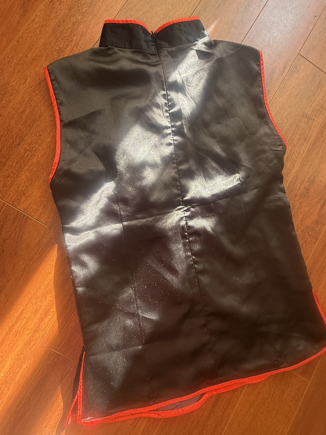 Black Embroidered Sleeveless Cheongsam Top - photo 3