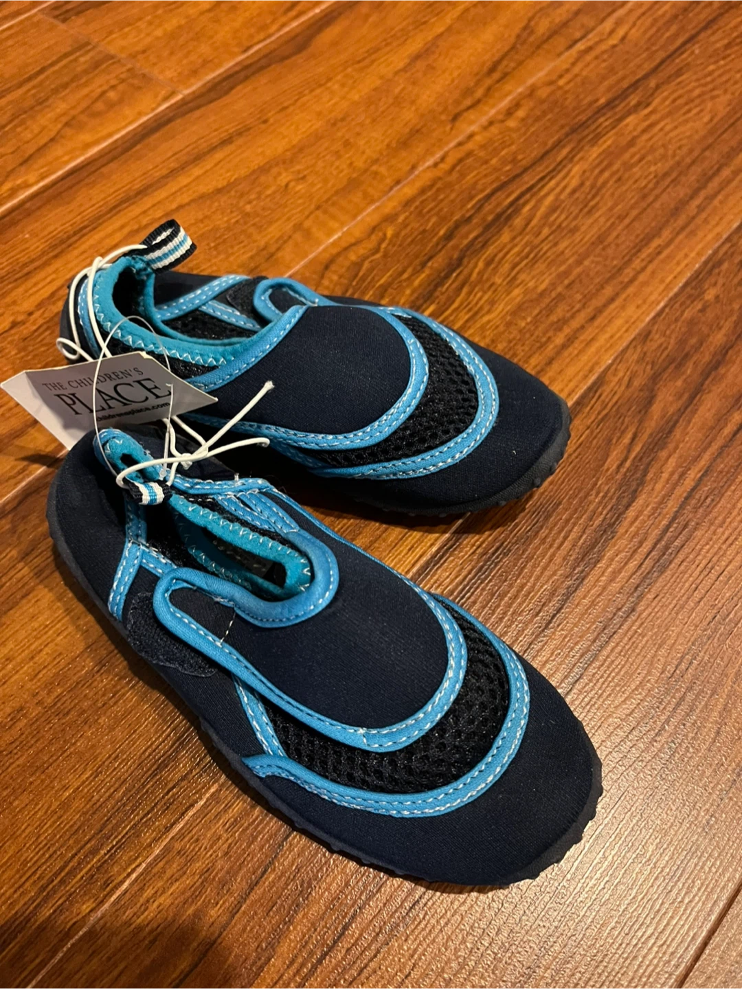 Water shoes