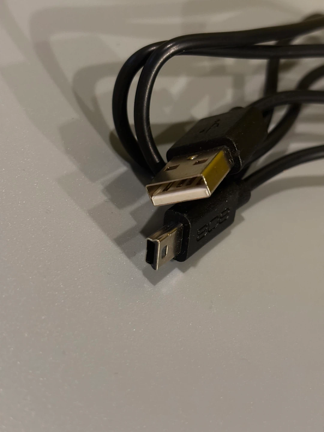 USB Car Charger and Cables - photo 5