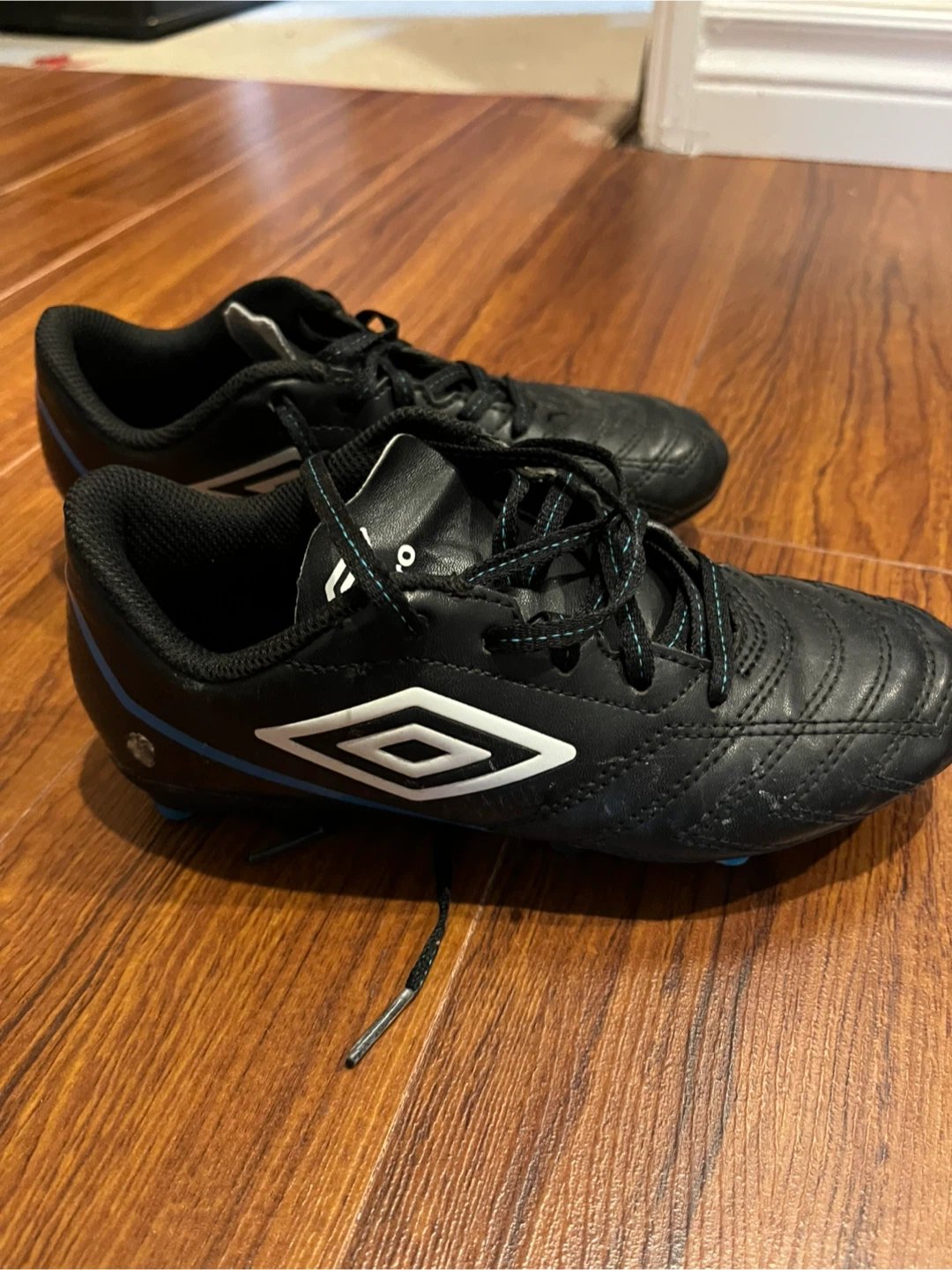 Soccer cleats