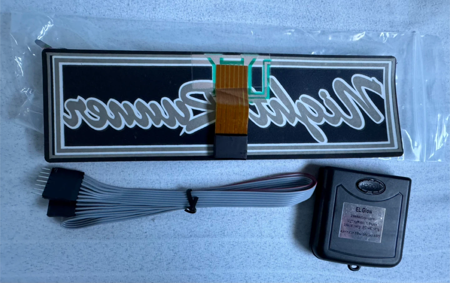 NIGHT RUNNER - EL Glow Car Window Sticker w/ Controller - photo 3
