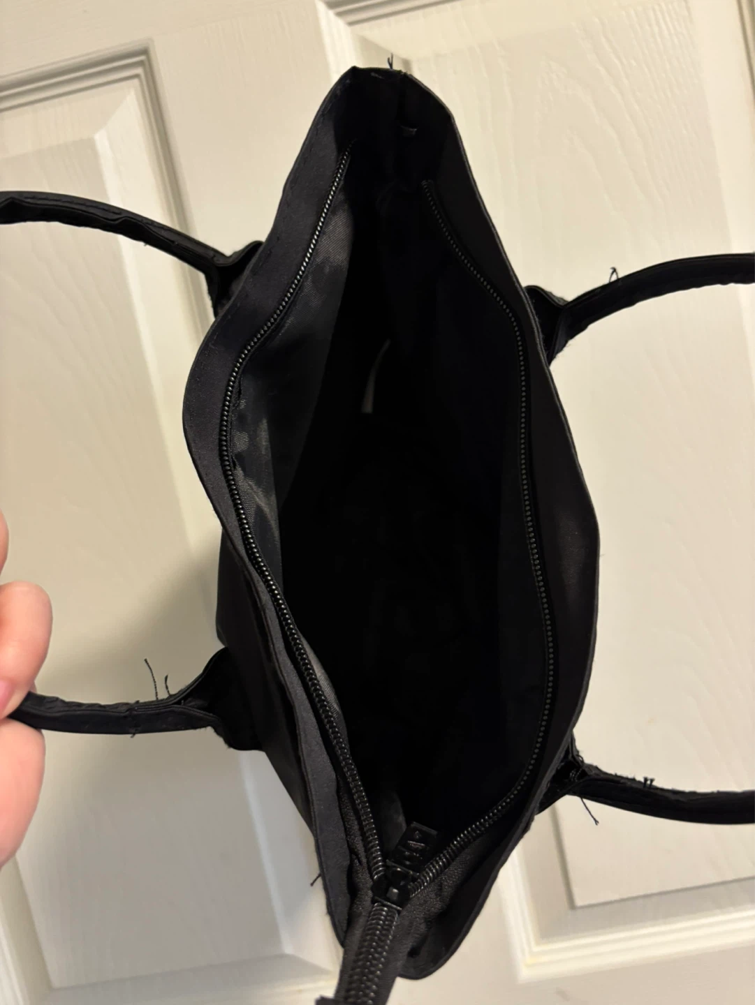 Free ! Black Canvas Tote Bag - photo 2