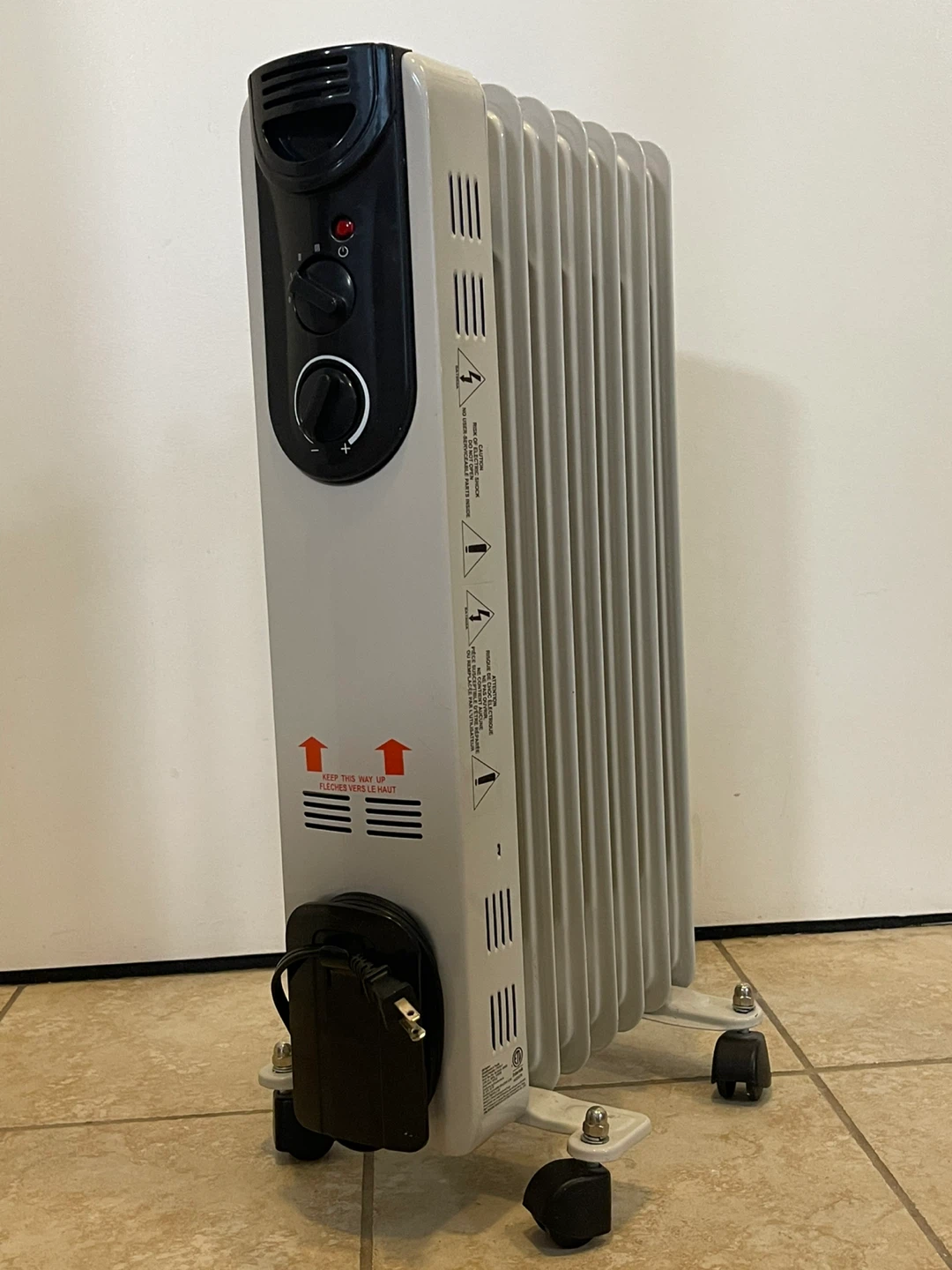 White Oil-Filled Radiator Heater with Wheels - photo 2