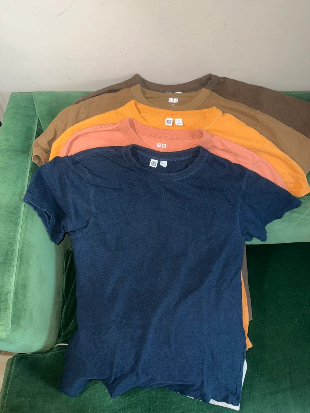 Men’s Uniqlo U T-Shirts (5 Pack)