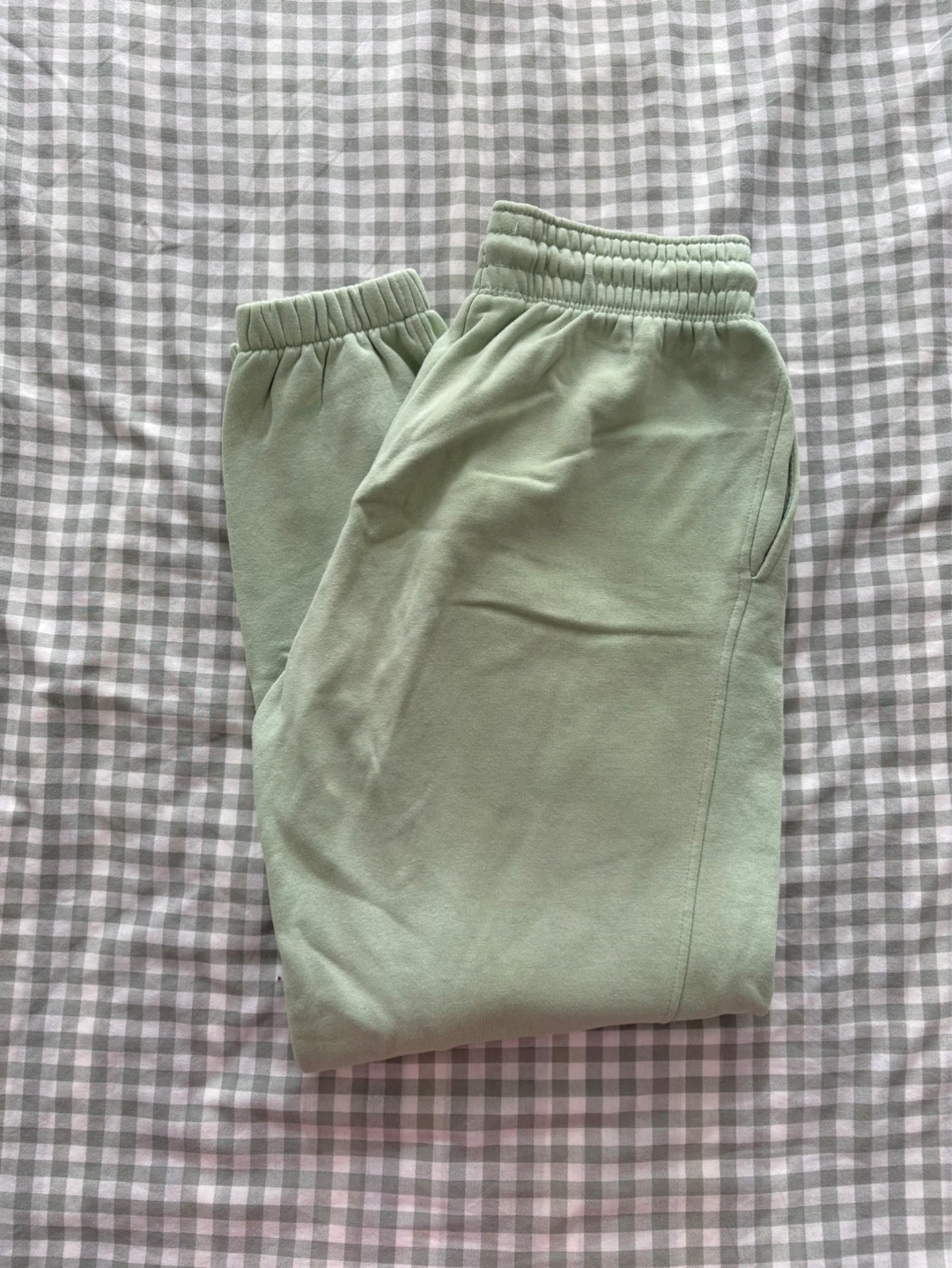 Women’s Pastel Green Sweatpants (Size XS)