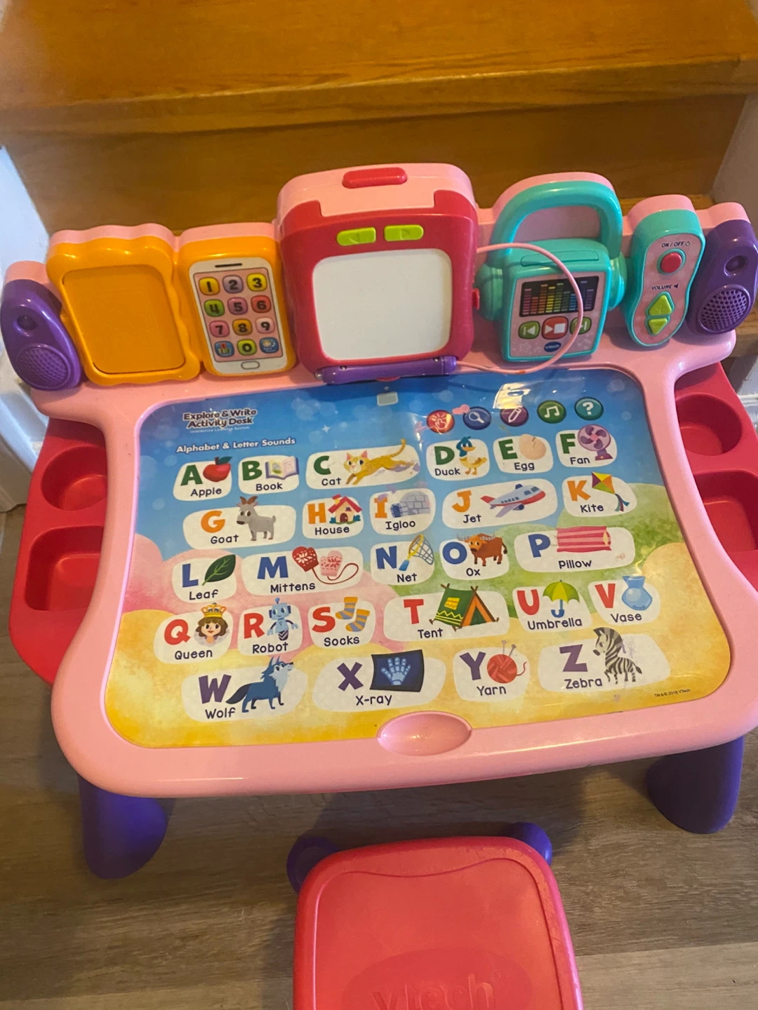 Vtech explore & write activity desk - photo 3