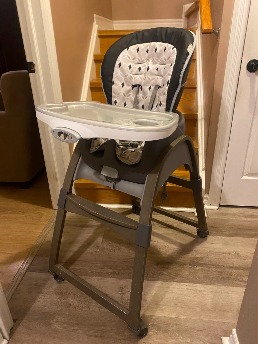 Ingenuity 3-in-1 high chair - photo 4