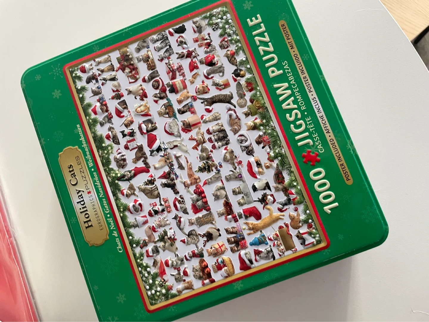 Eurographics Holiday Cats 1000 Piece Jigsaw Puzzle