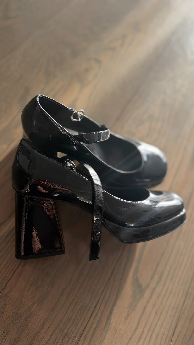 Steve Madden Black Patent Mary Jane Platform Heels - photo 2