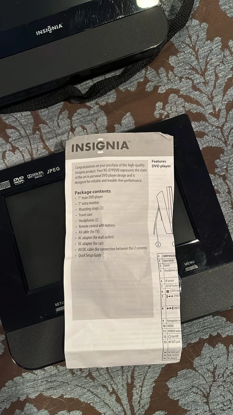 Insignia 7" Dual Screen Portable DVD Player - photo 3