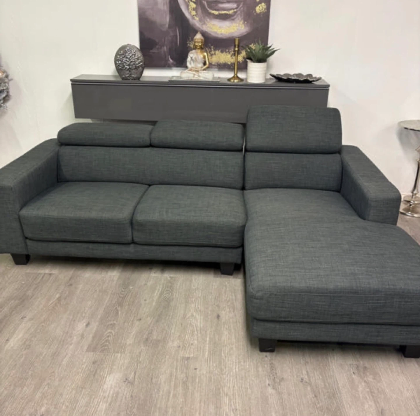 Really nice  sectional (We deliver) - photo 2