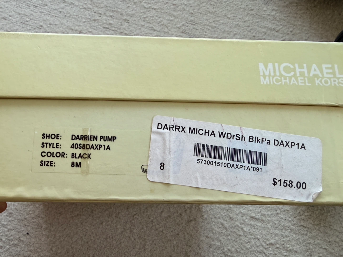Michael Kors Black Patent Leather Darrien Pump Shoes - photo 3