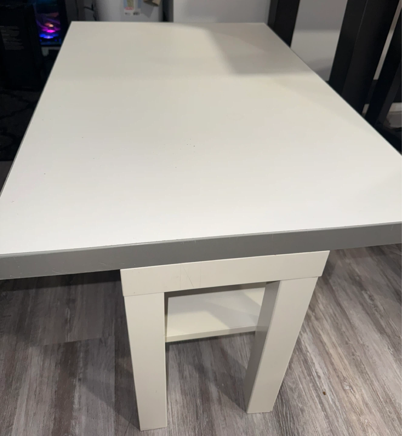 White Coffee Table - photo 2