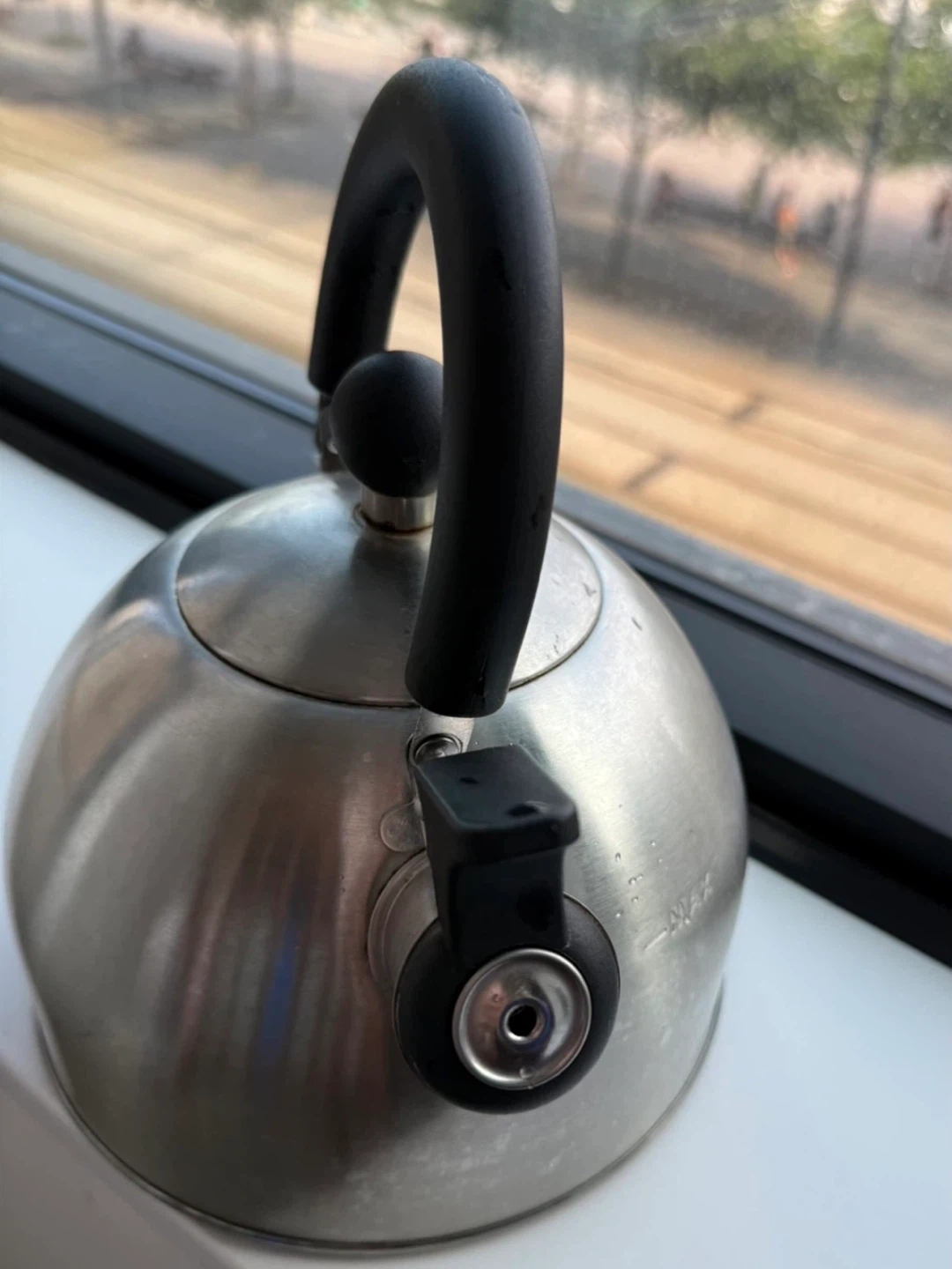 Stainless Steel Whistling Kettle - photo 2