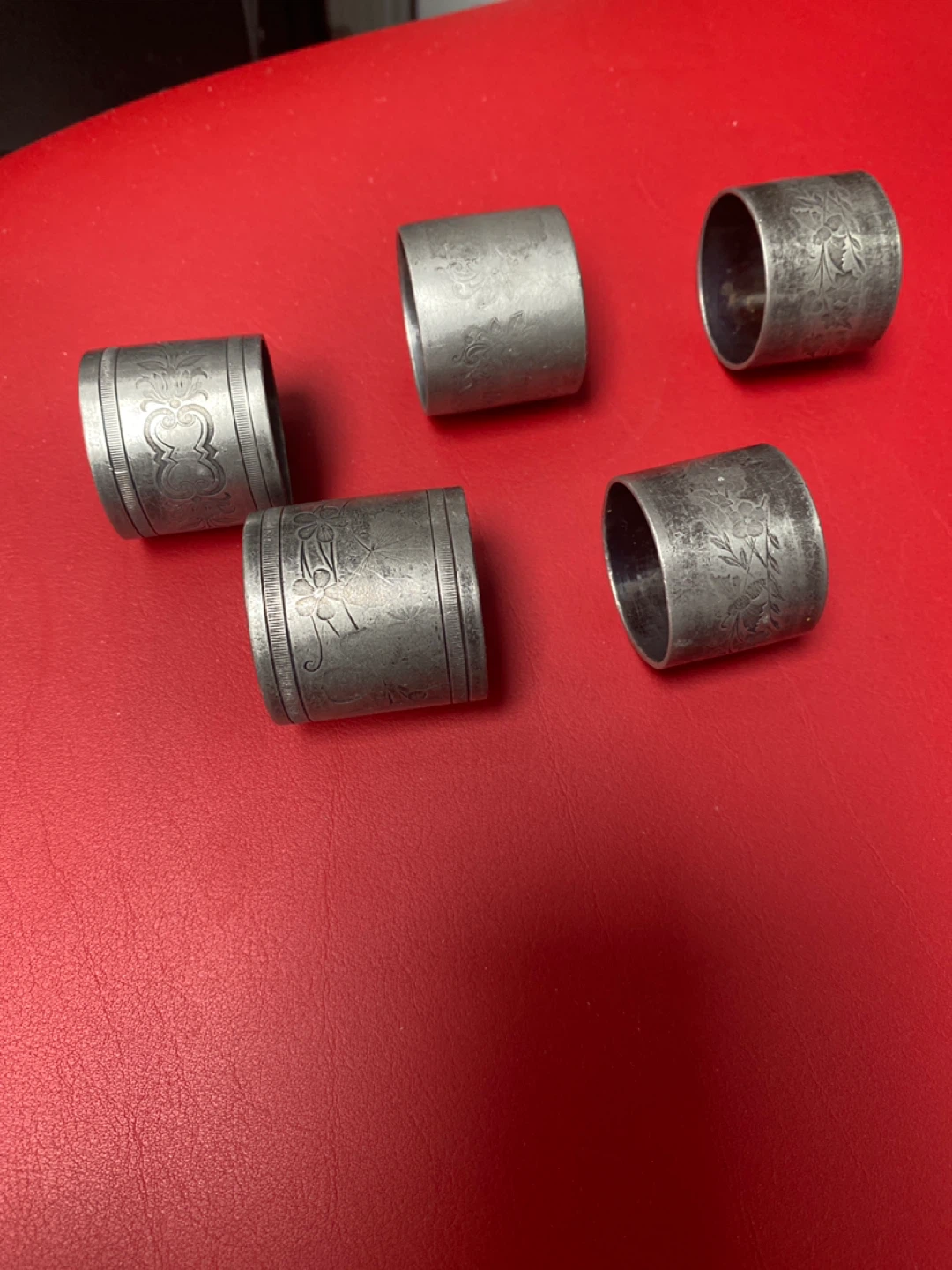 Set of 5 Vintage Decorative Napkin Rings