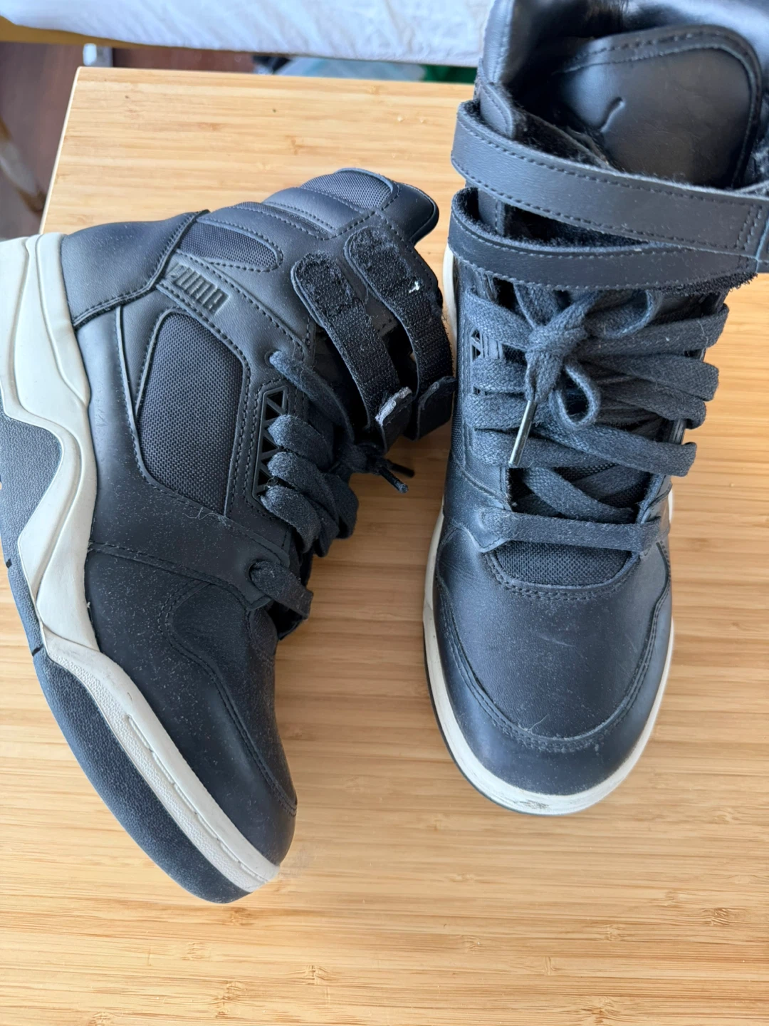 Puma unisex  High-Top Sneakers size 39 Eu 7US