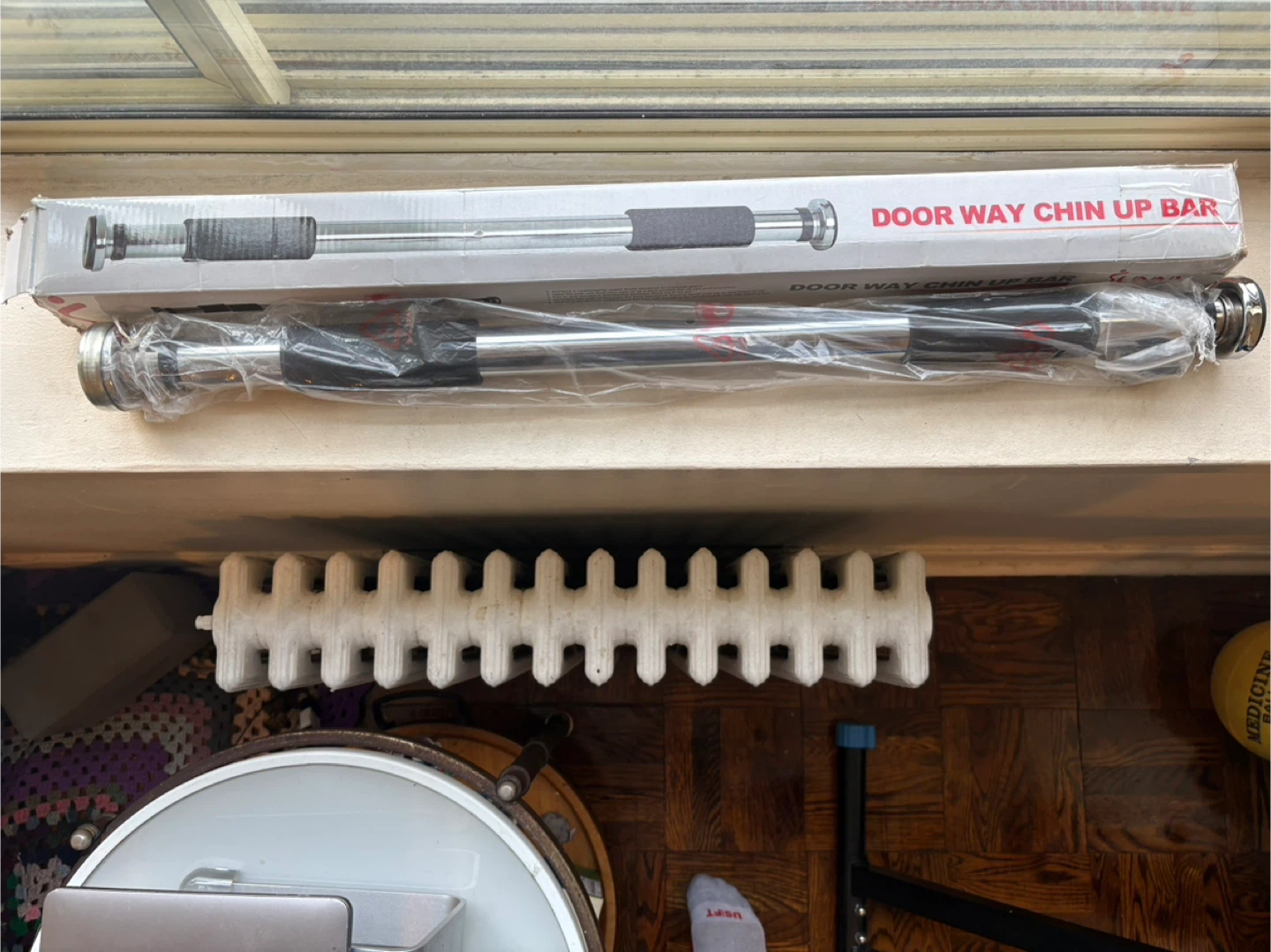 Doorway Chin Up Bar - photo 2