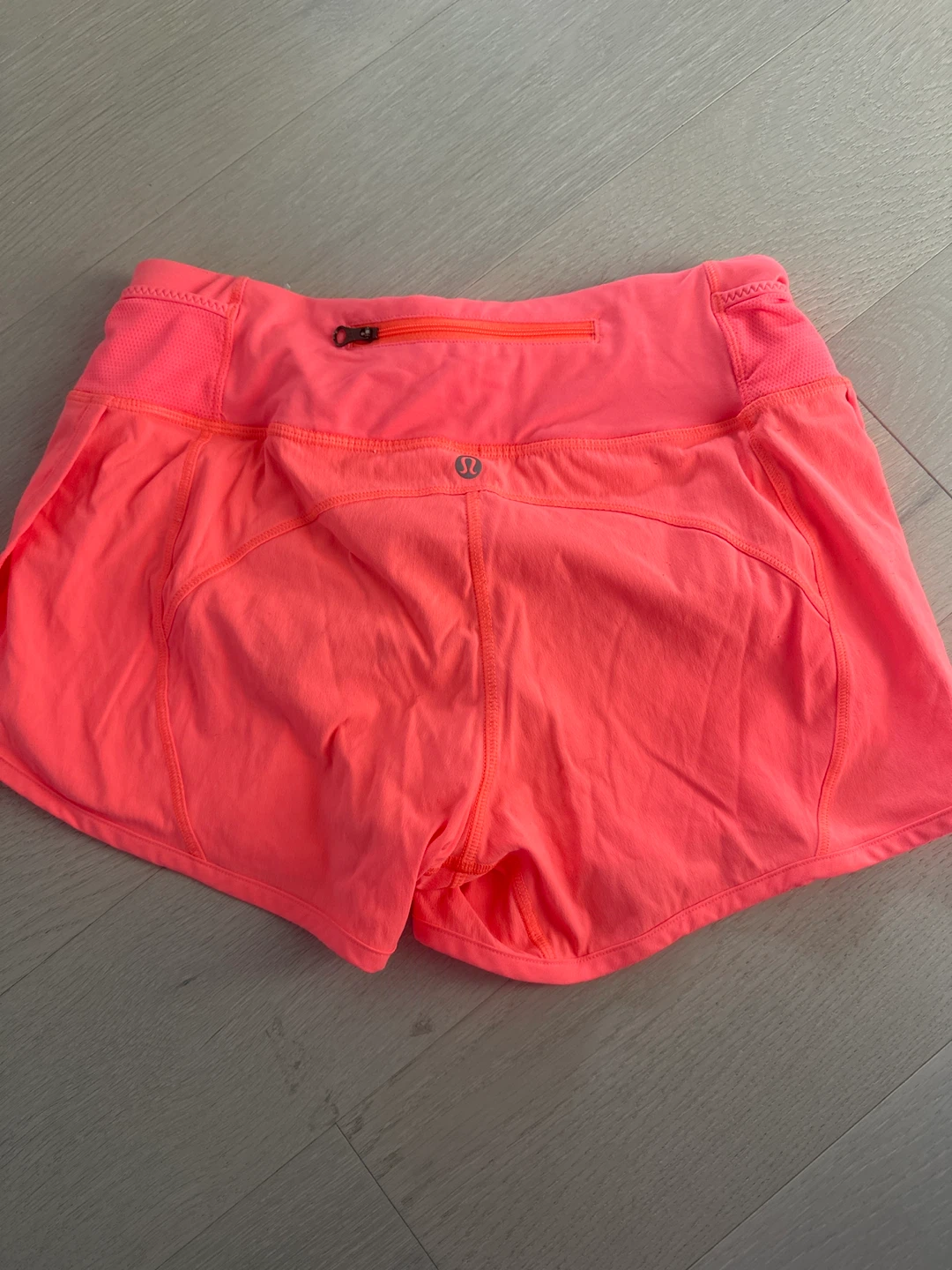 Lululemon Hotty Hot Shorts Size 4 Neon Coral - photo 2