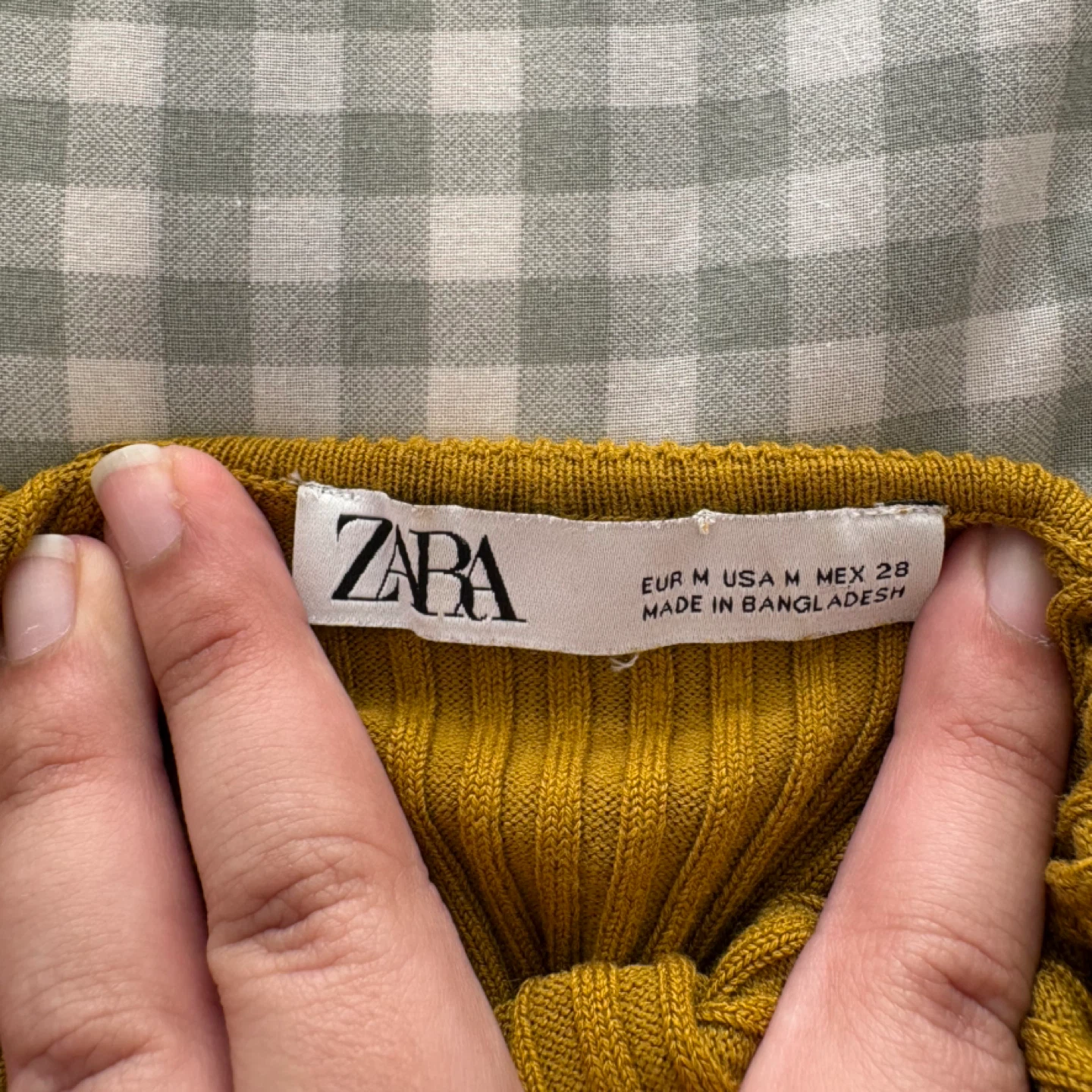 Zara Turtleneck Sweater (Size M) - photo 2