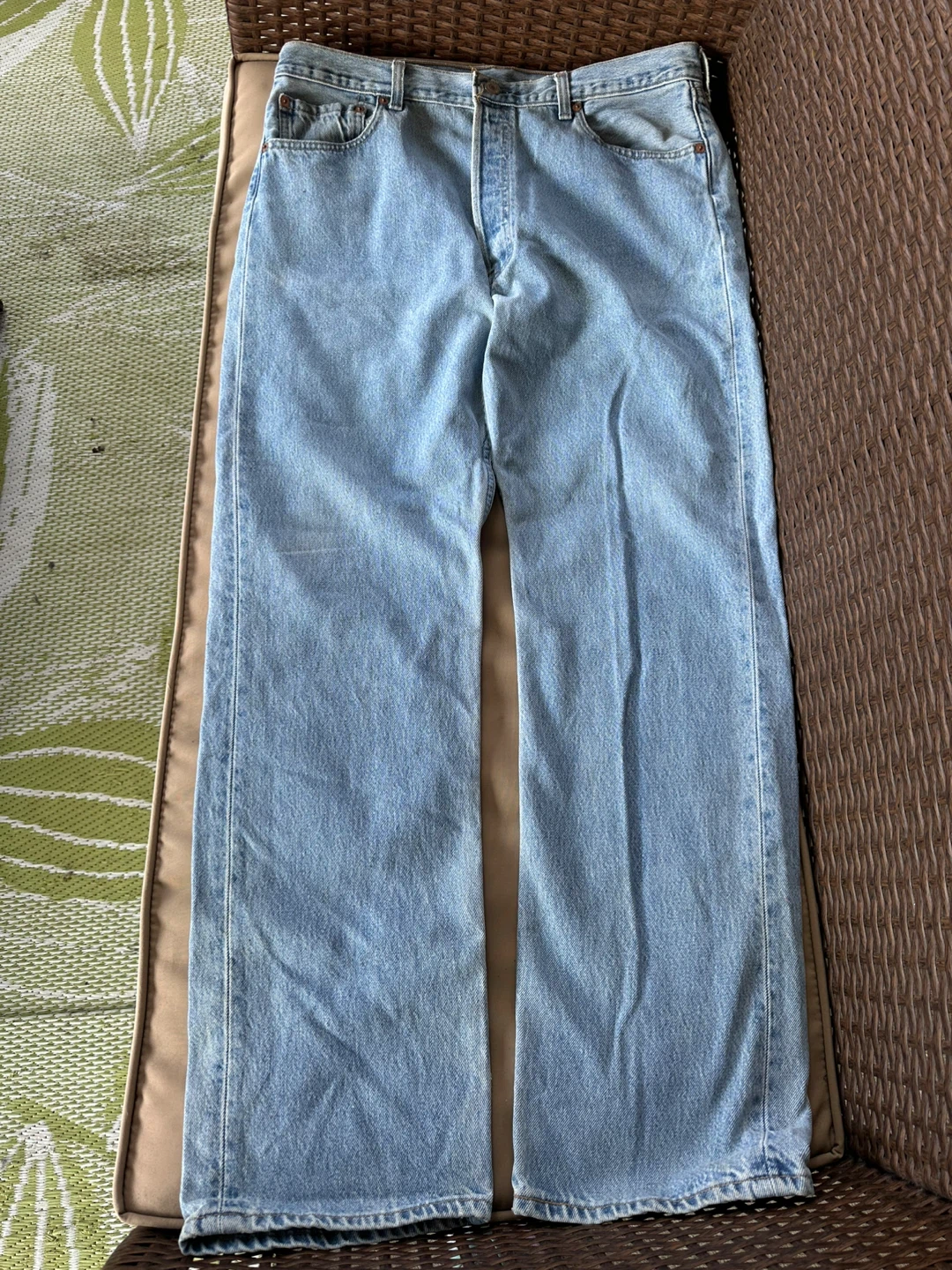 Men’s Levi's 501 Jeans - Waist 36, Length 32 - photo 5