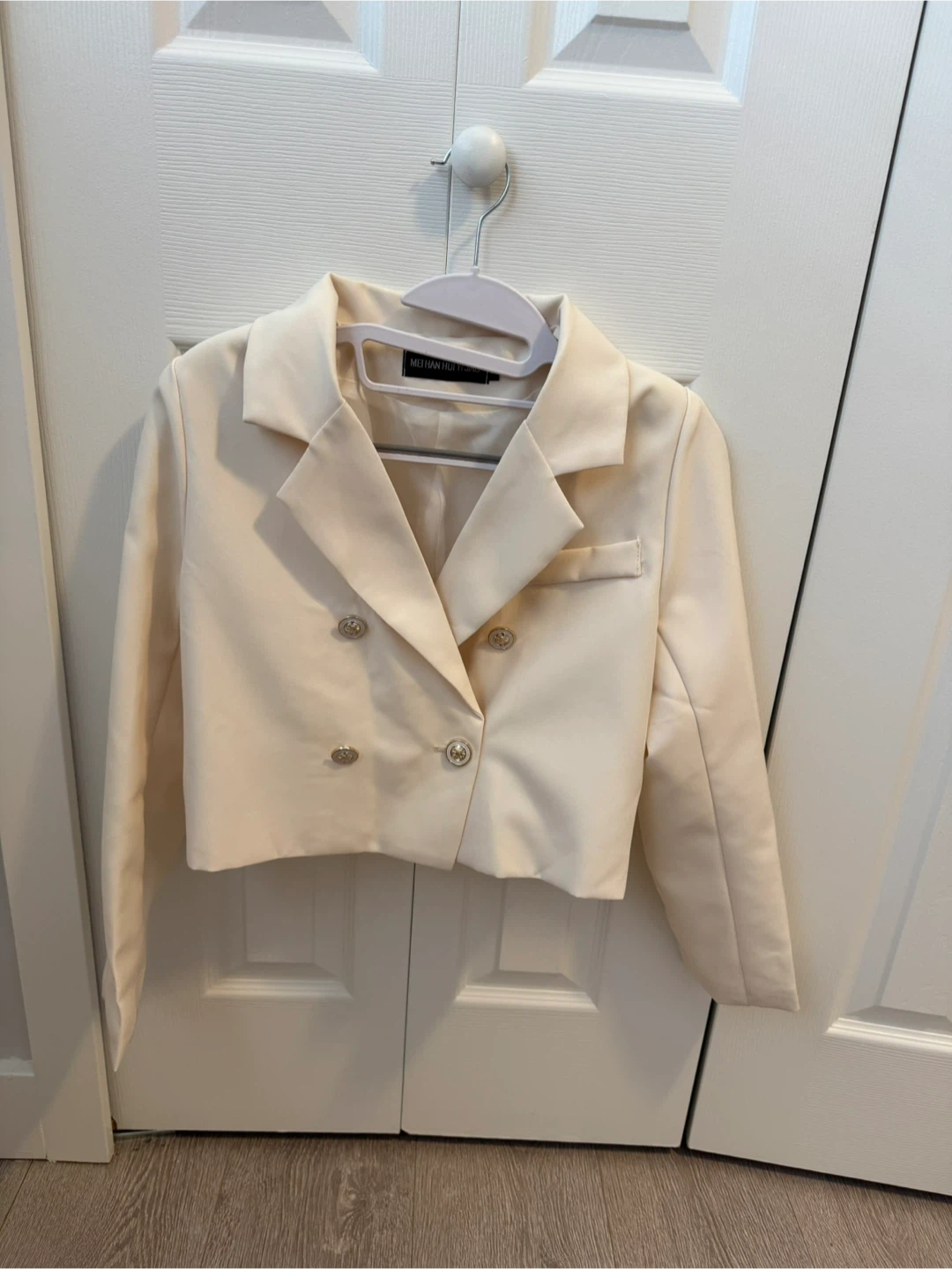 Cream Double-Breasted Cropped Blazer