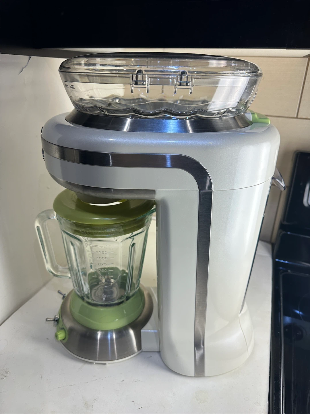 Margaritaville Frozen Drink Maker with Carry Bag - photo 4