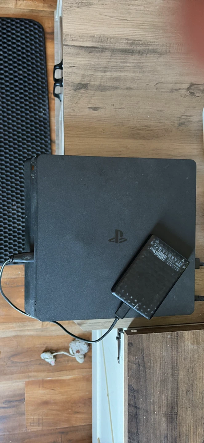 Sony PlayStation 4 Slim Console