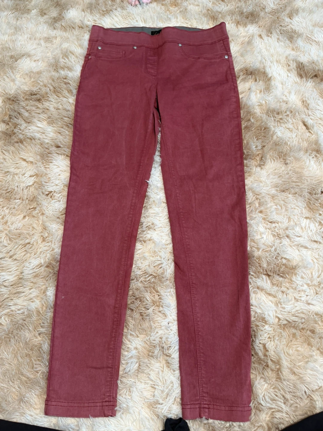 La Seta Women's Red Pull-On Pants