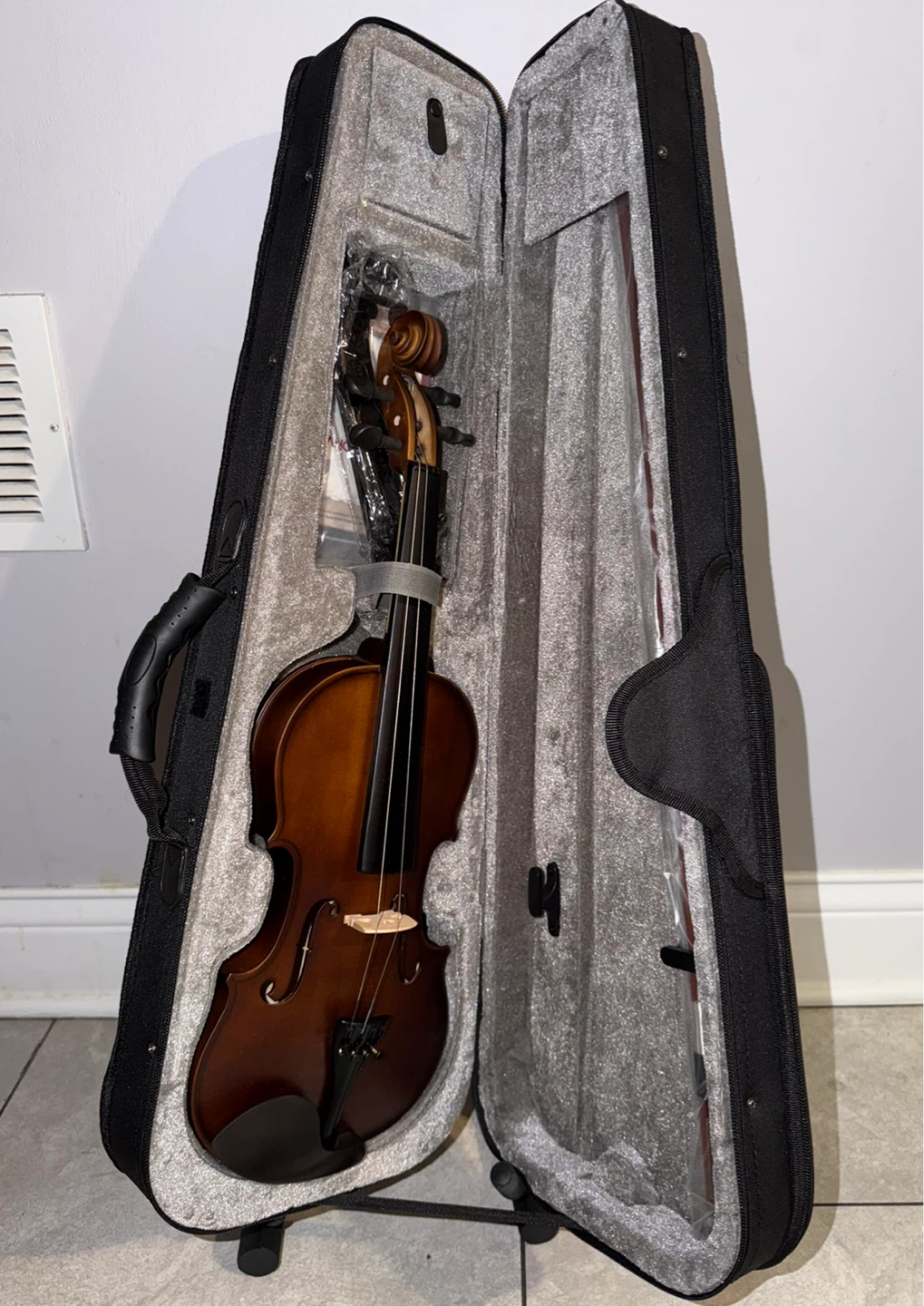 Violin with Case and Bow - photo 3