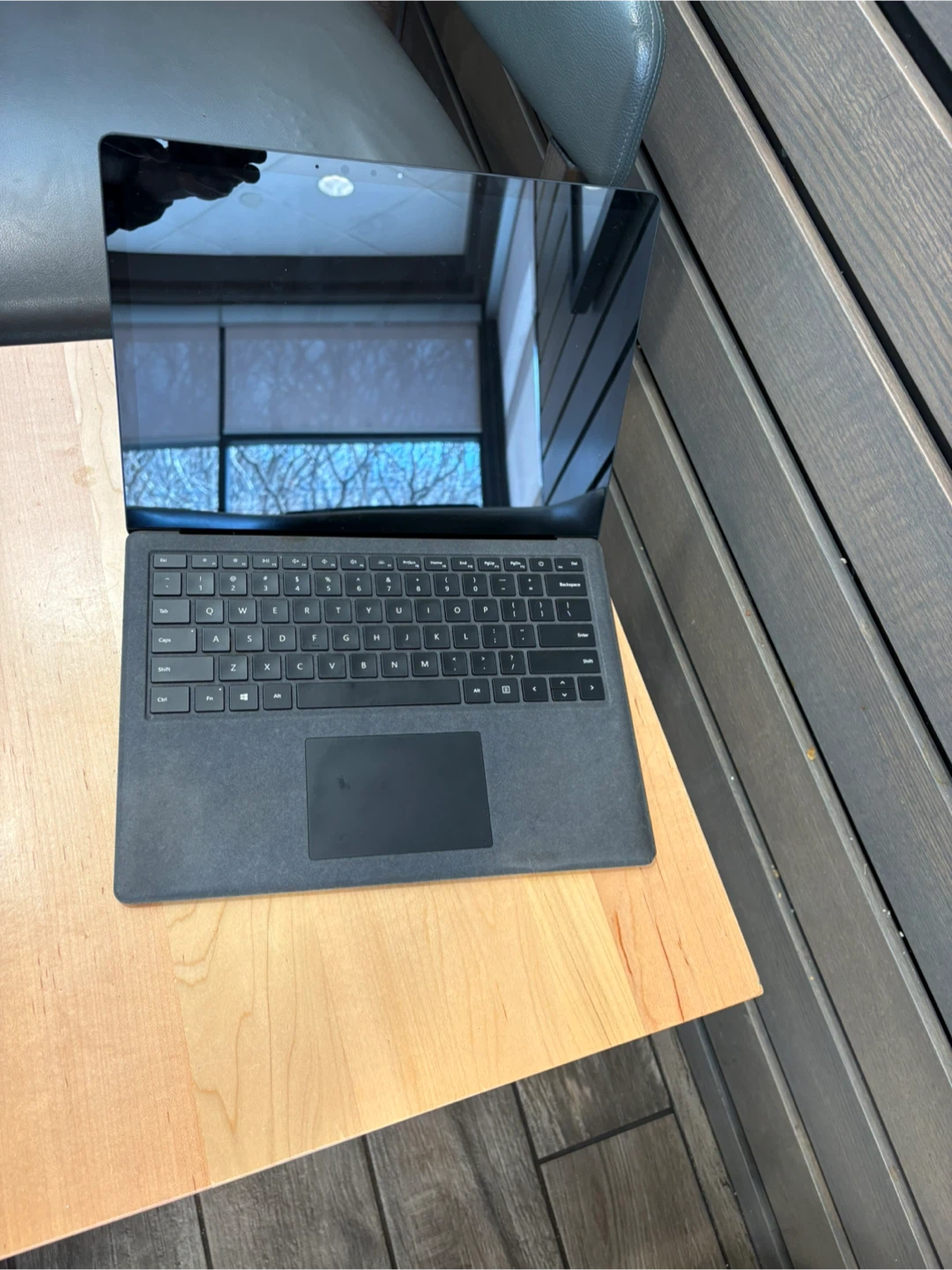 Microsoft Surface Laptop 2 year 2018 - photo 2