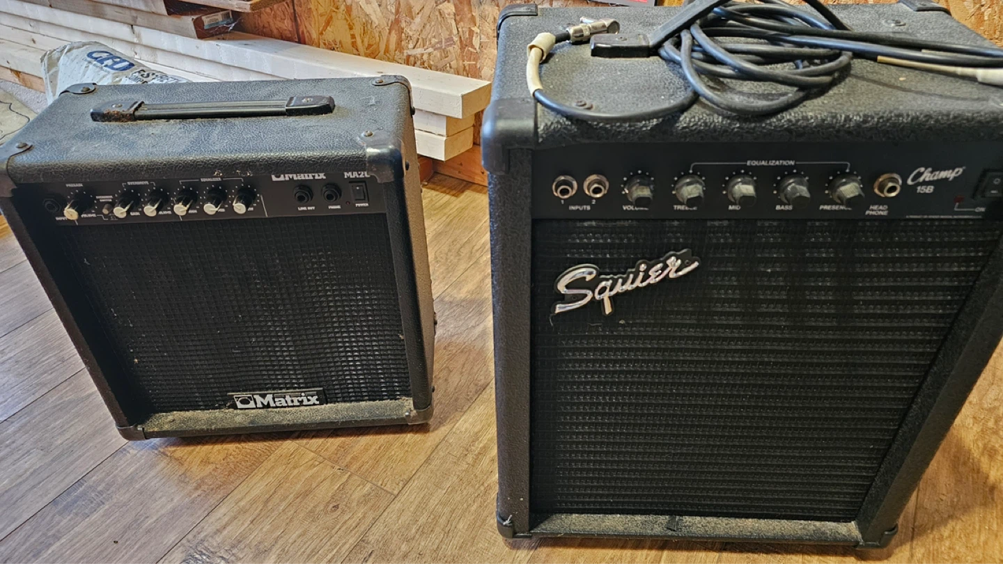 Squier Champ 15B Guitar Amplifier and Matrix MA2L Amplifier