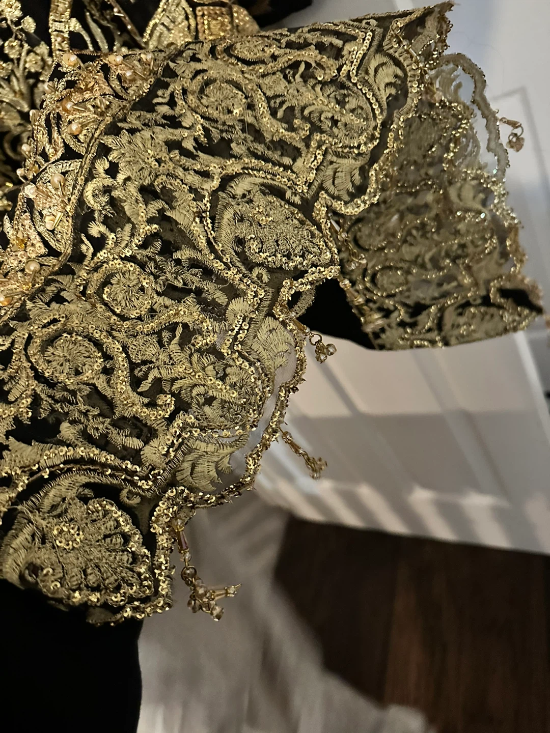 Black and Gold Embroidered Outfit with Scarf - photo 5