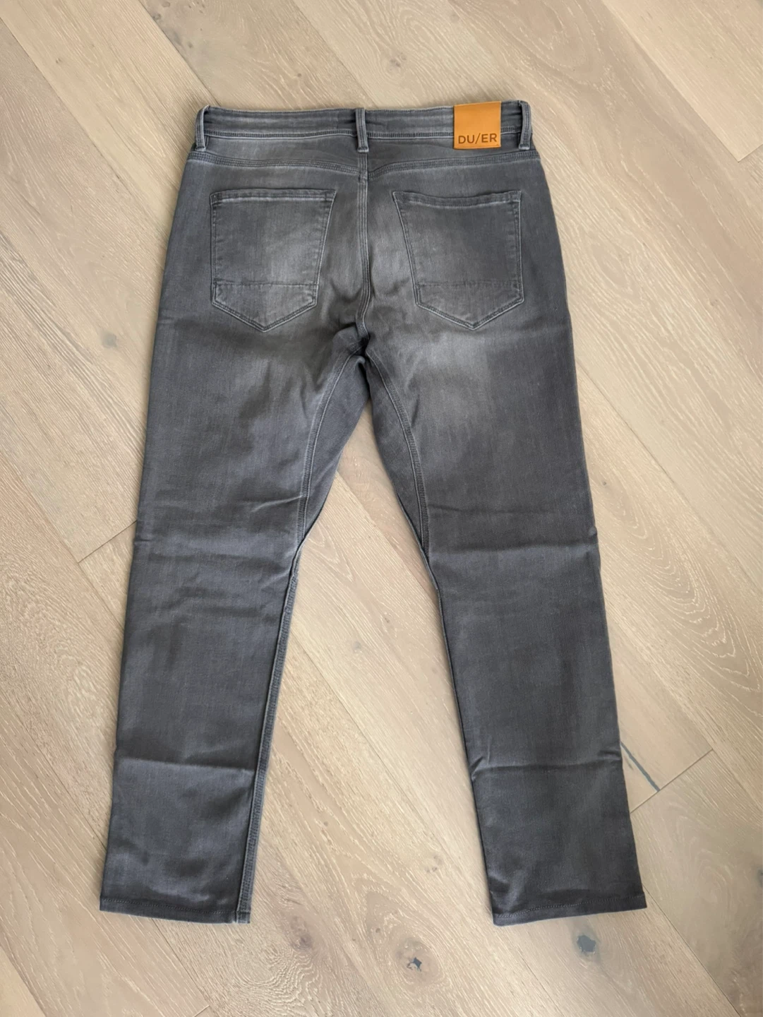DU/ER Grey Denim Jeans - 34 x 32 - photo 2