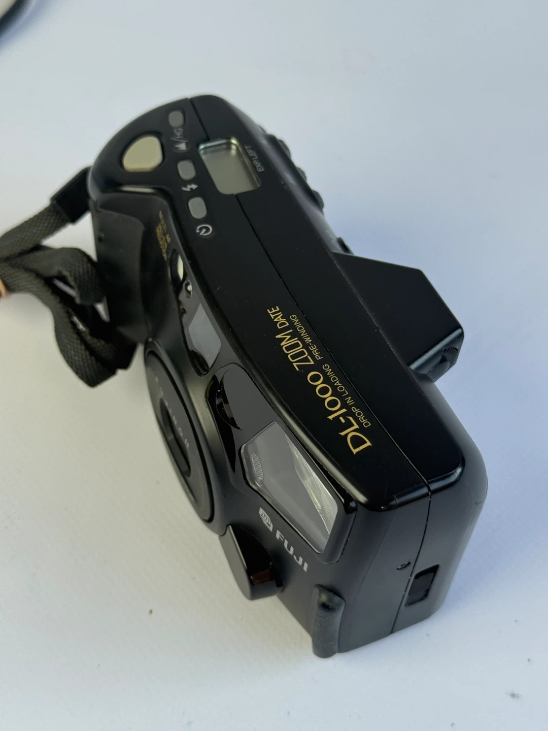 Fujifilm DL-1000 Zoom Date 35-80mm Camera - photo 3