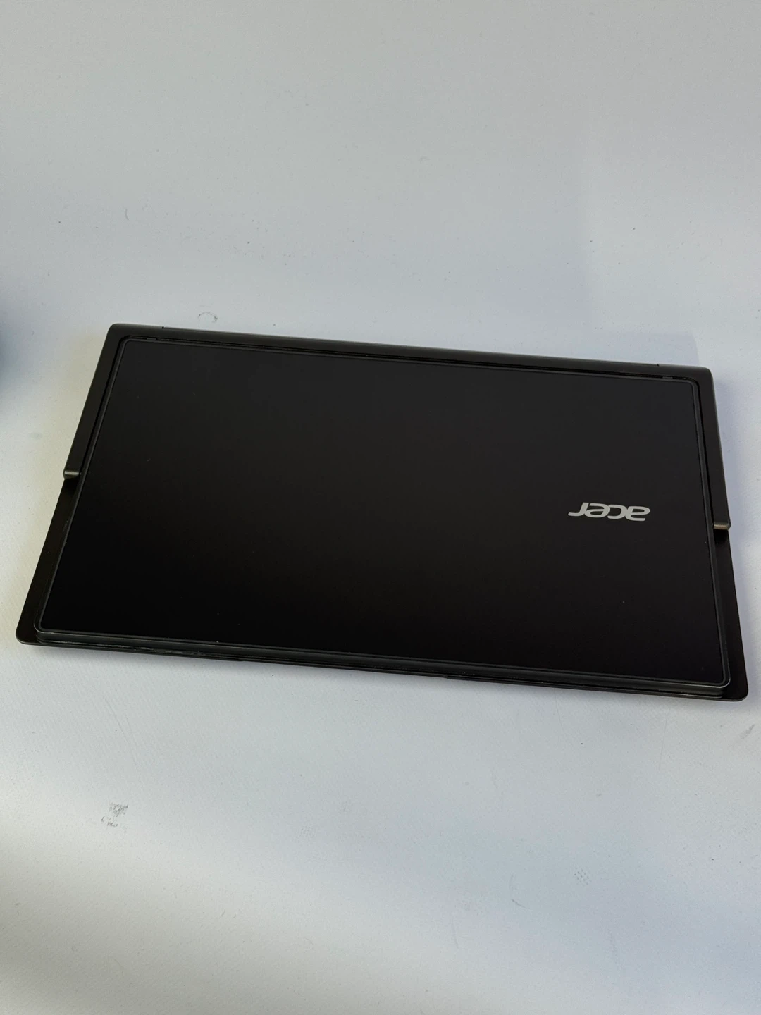 Acer Aspire R R7 series 2-in-1 Laptop/Tablet - photo 2