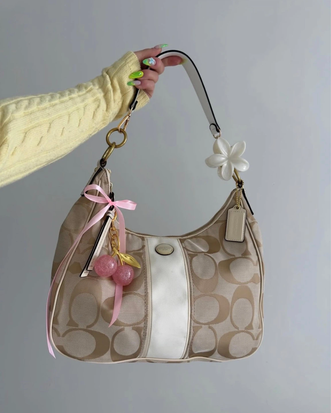 Vintage Coach Signature Stripe Hobo Bag (F21873) – Barely Used