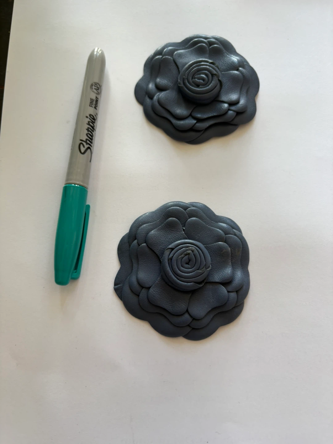 Set of 2 navy leather roses