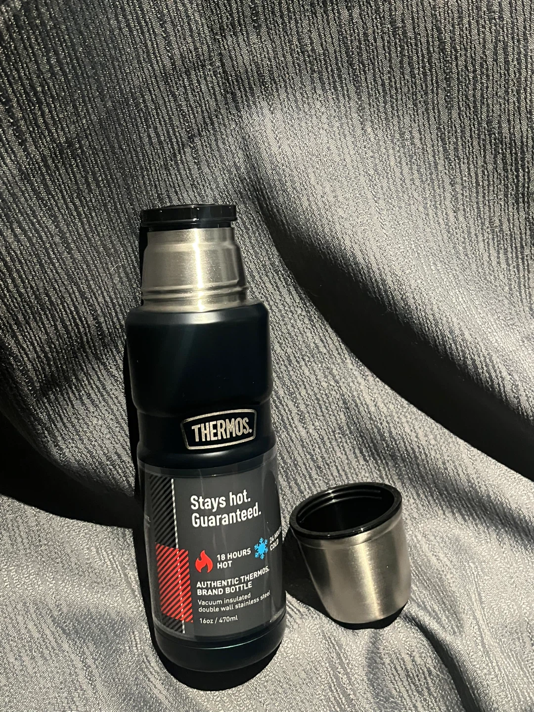 Thermos Vacuum Insulated Stainless Steel Bottle 16oz / 470ml - photo 2