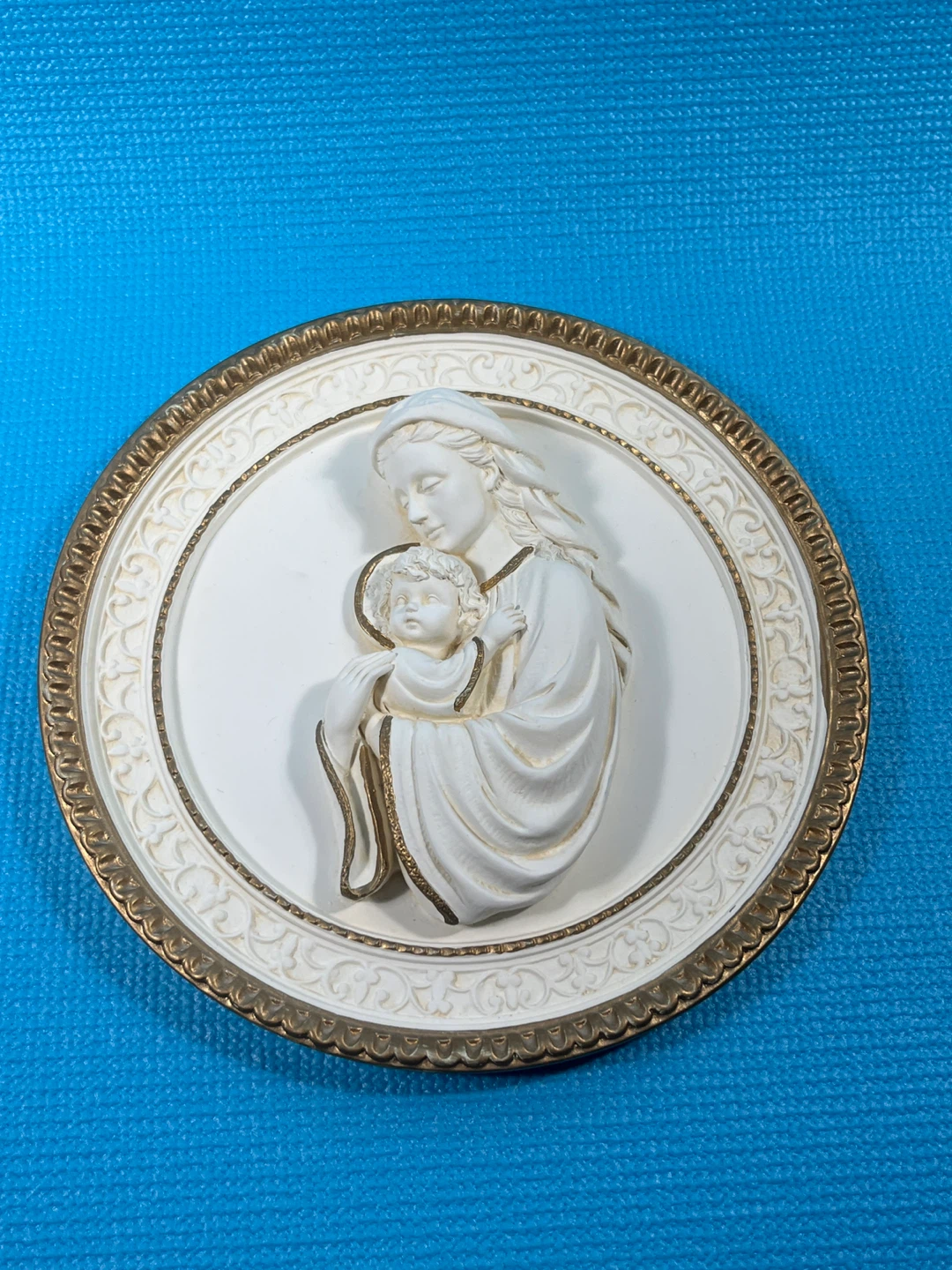 The Victorian Collection Madonna & Child Plaque - photo 3