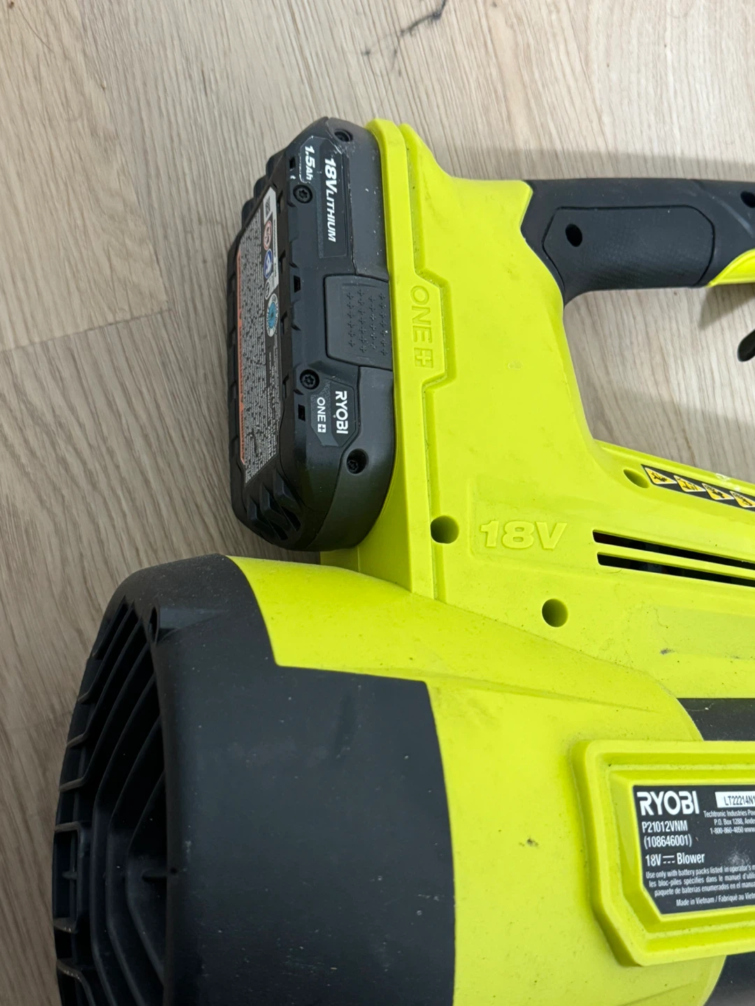Ryobi ONE+ 18V Cordless Leaf Blower - photo 3