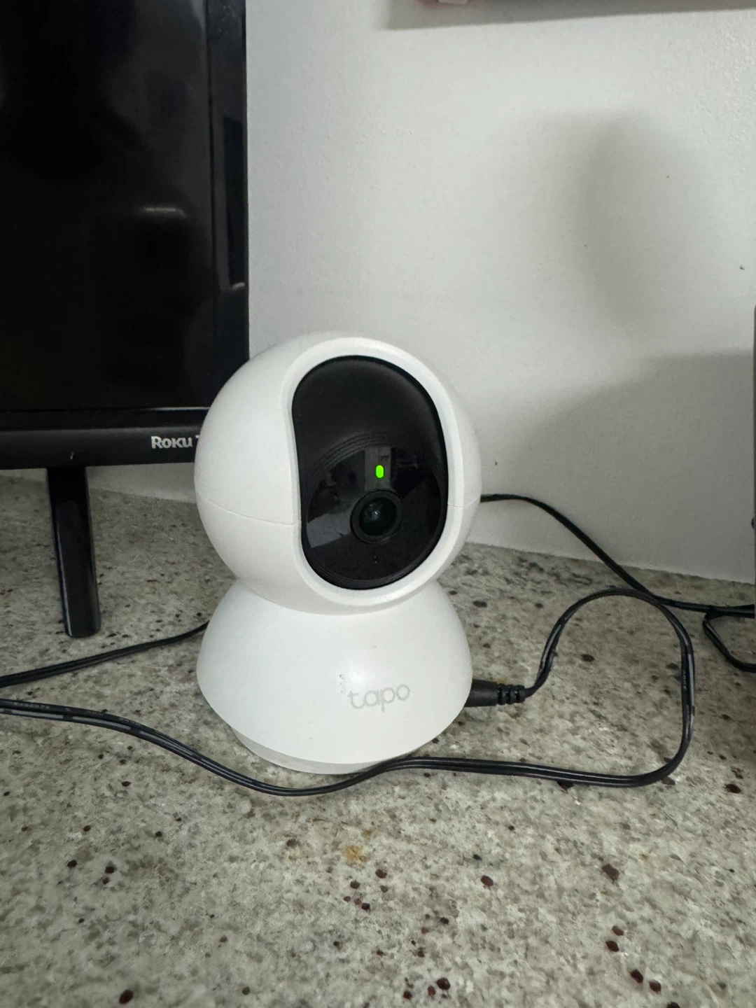 Tapo 2K 3MP Pan/Tilt Security Camera - photo 2