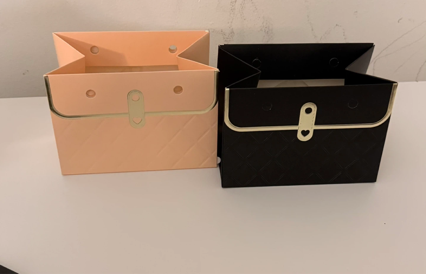 Set of 6 Purse-Shaped Gift Bags - Pink, Black, White - photo 4