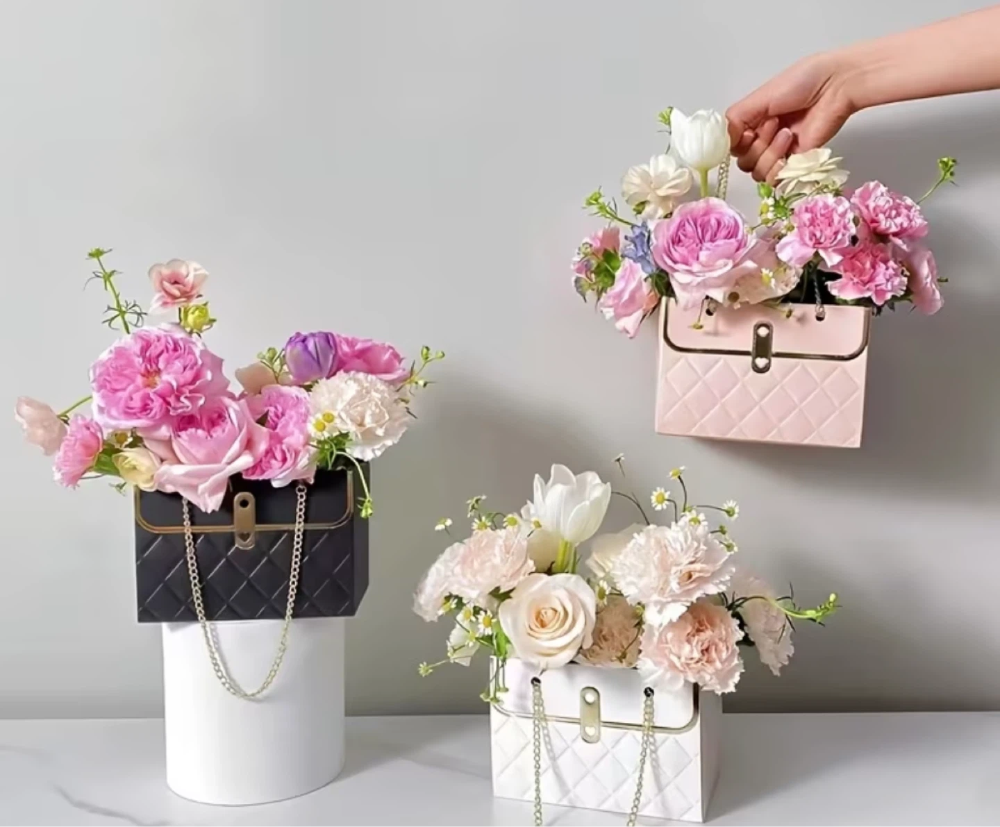 Set of 6 Purse-Shaped Gift Bags - Pink, Black, White - photo 3