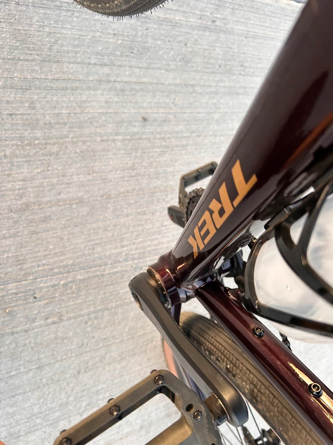 Trek Gravel Bike with Wahoo Trainer - photo 3