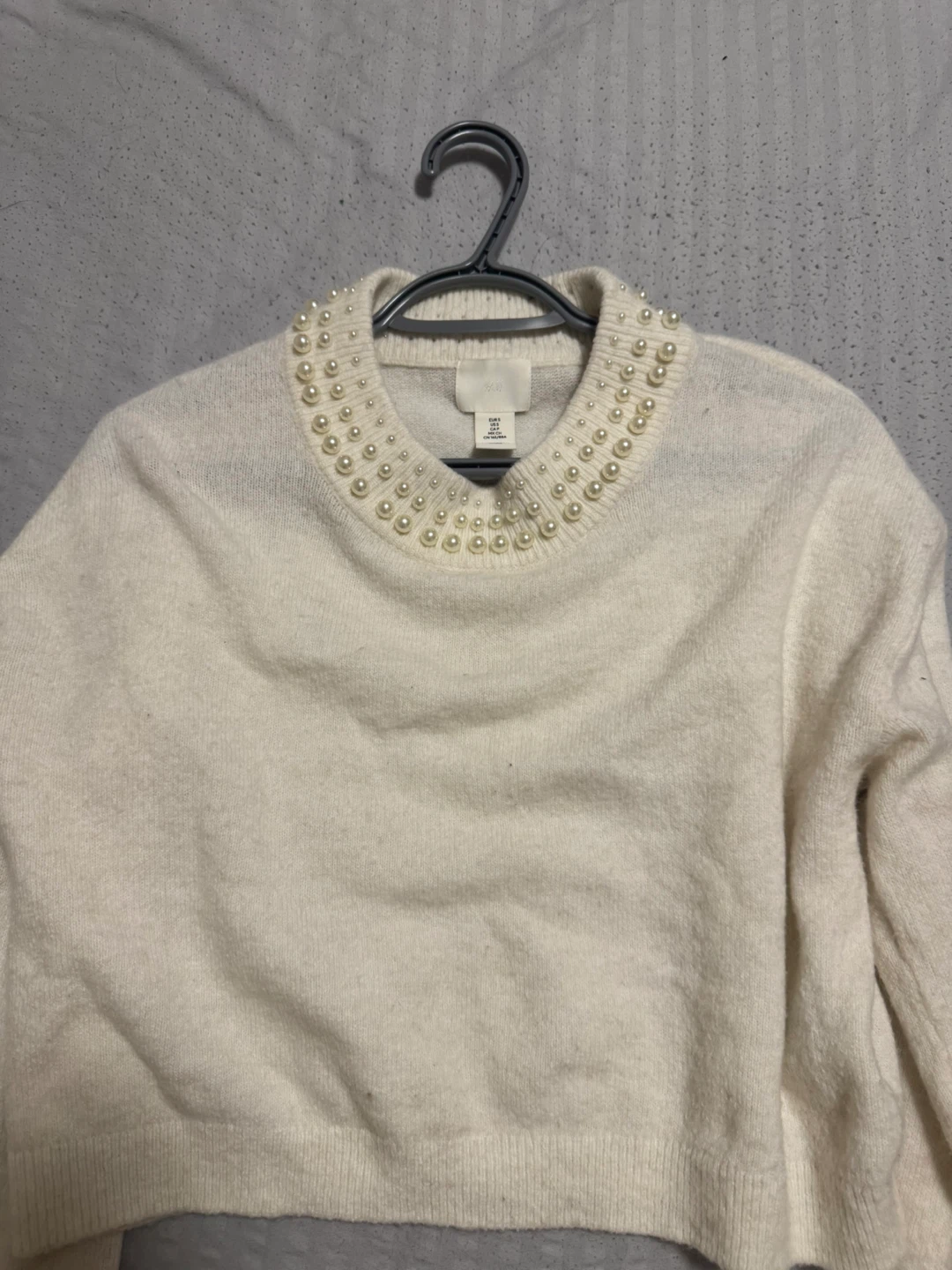 H&M White Pearl Embellished Sweater - photo 2